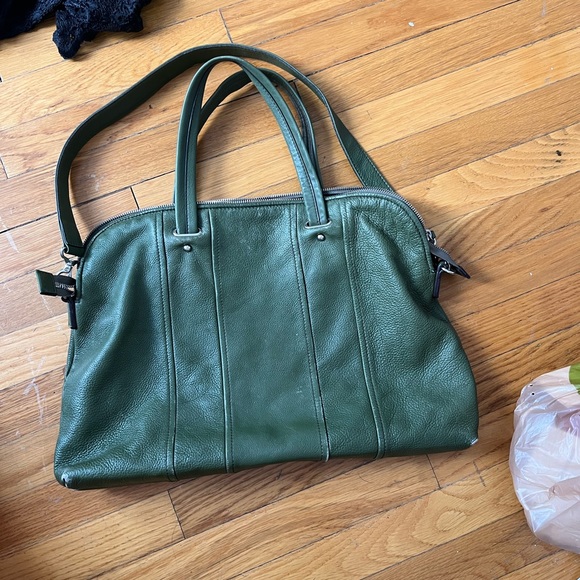 Beracamy Leather Crossbody Bag - Picture 3 of 9